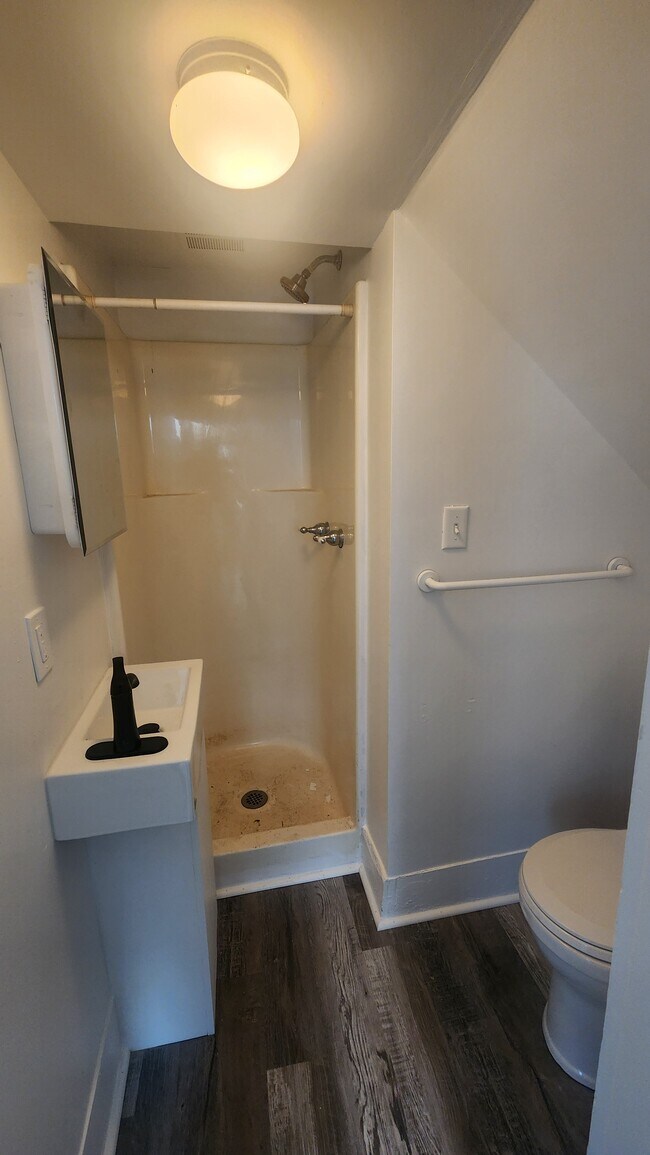 Foto del edificio - 32 E 2nd St