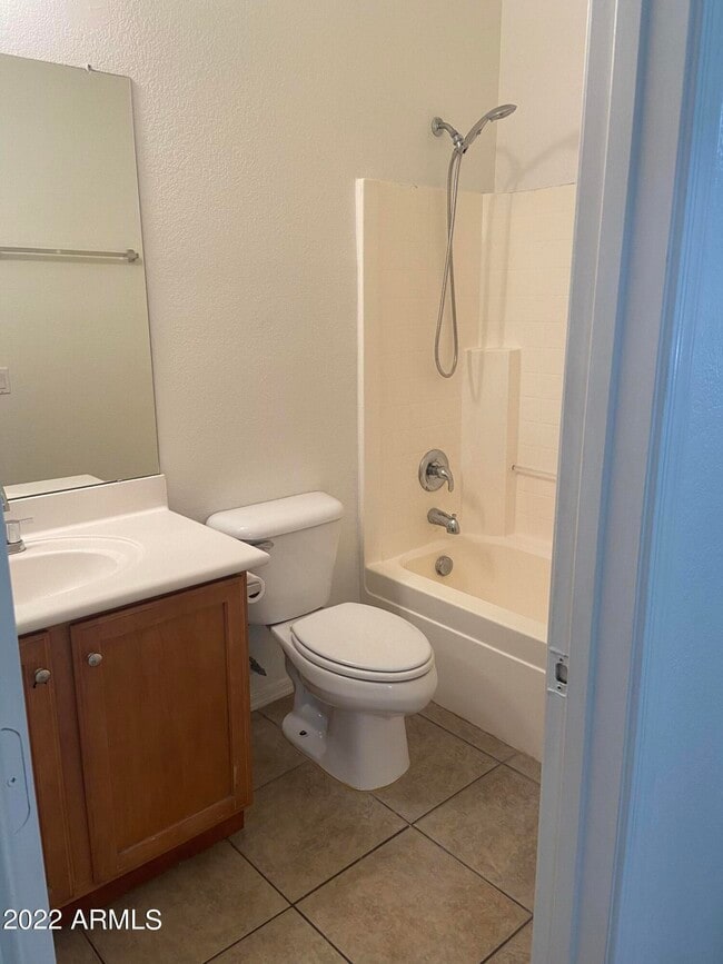 Foto del edificio - 11634 W Western Ave