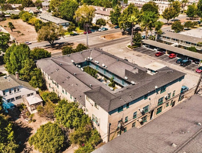 Aerial Photo - 410 Sierra Madre Blvd