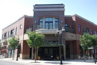 Building Photo - 720 Gov Morrison St