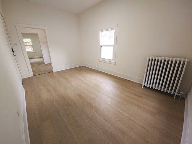 Building Photo - 41 Elizabeth St