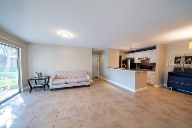 Foto del edificio - 10024 Strafford Oak Ct