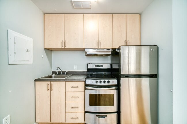 Photo du bâtiment - 5222-5222 Green St