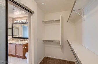 Building Photo - 7404 Bewitching Ct