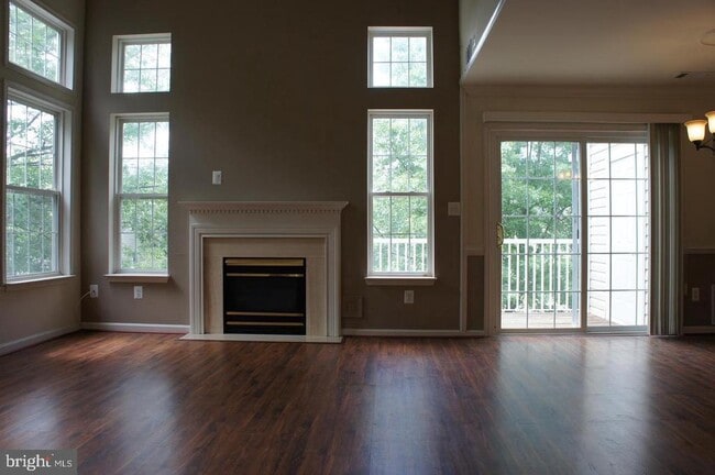 Foto del edificio - 12933 Bridger Dr