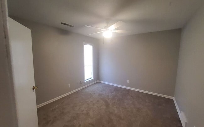 Building Photo - 3712 Dove Call Cove