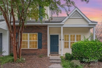 Building Photo - 16849 Greenlawn Hills Ct
