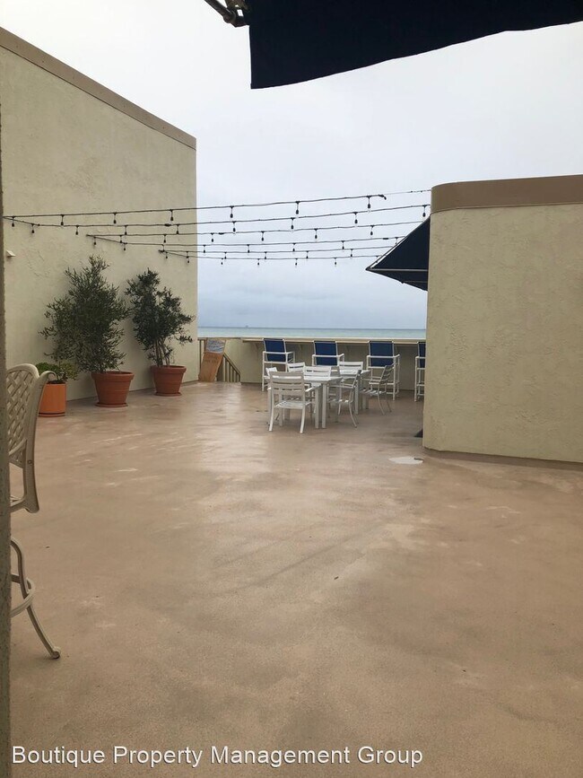 Foto del edificio - 1 br, 1 bath House - 711 Pacific Coast Hig...