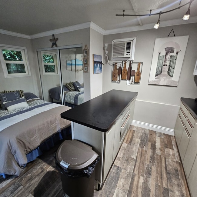 Foto del edificio - 12204 Hillwood Dr