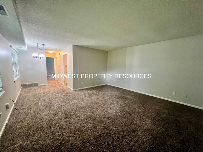 Foto del edificio - Stunning 1 Bedroom Apartment w/ Covered Pa...