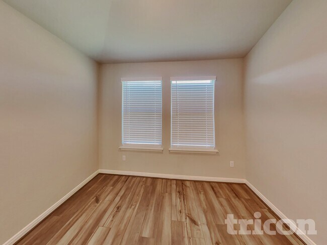 Foto del edificio - 13623 Emerson Wy