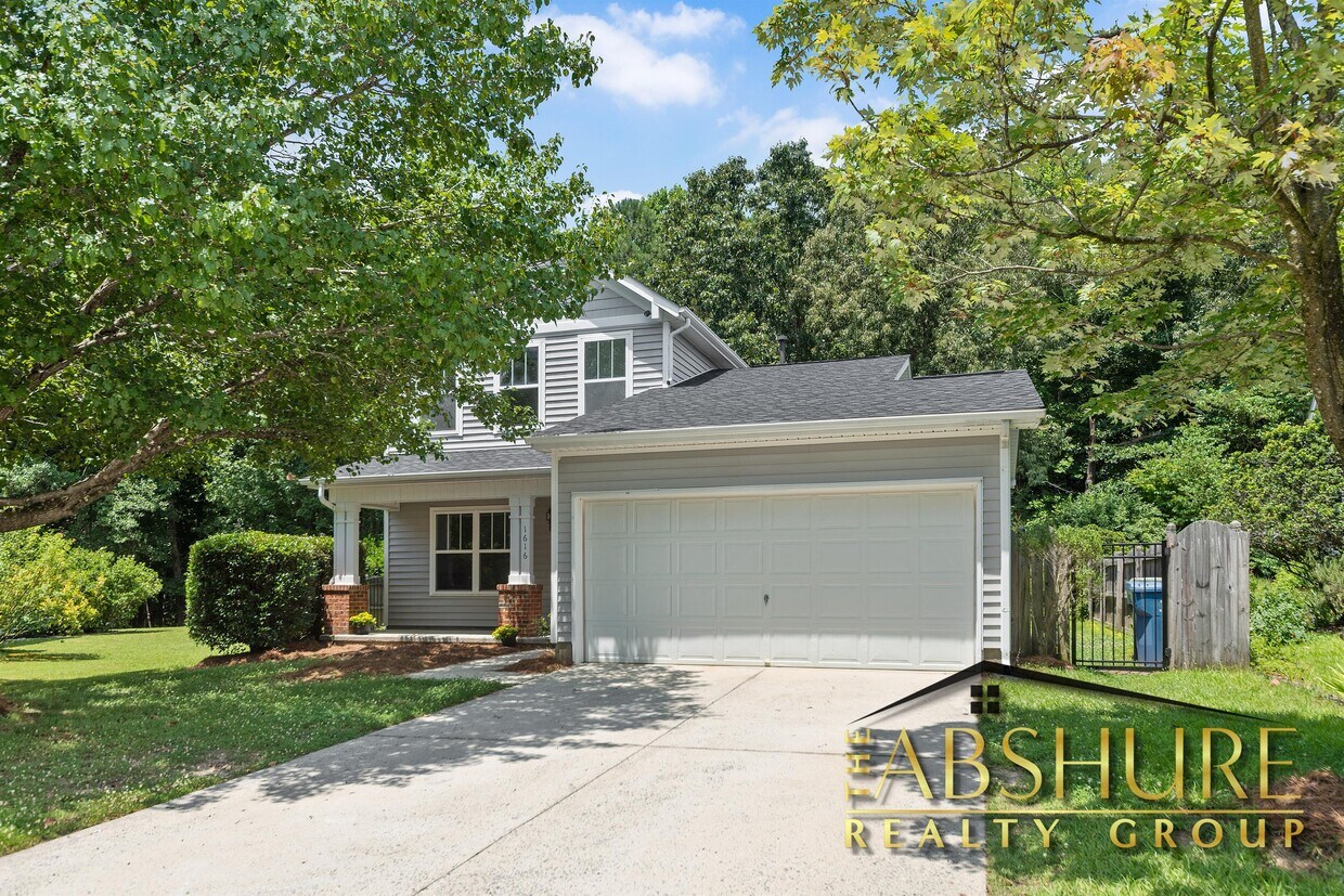 Primary Photo - 1616 Southcross St