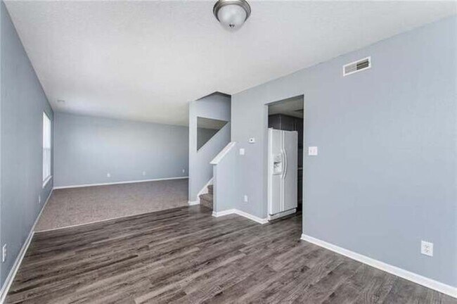 Building Photo - 3307 Blue Ash Ln