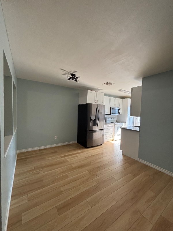 Foto del edificio - 22 S Commonsway Dr