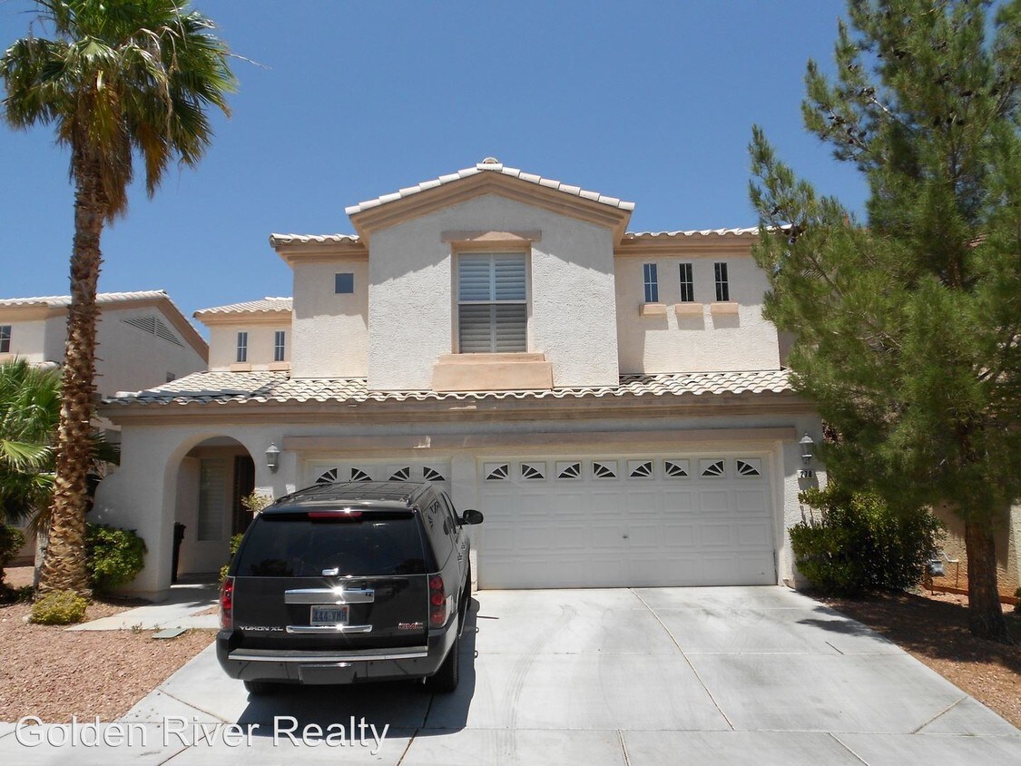 Primary Photo - 278 Palm Trace Ave