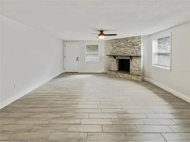 Foto del edificio - 4907 E Clifton St