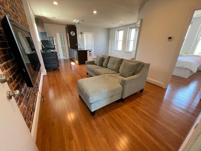 Foto del edificio - 304 Q St NW