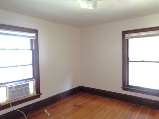 Foto del edificio - 1420 Garfield St