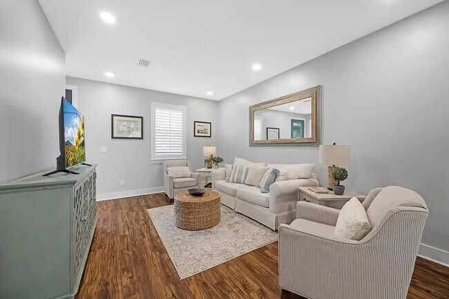 Foto del edificio - 1650 Caswell Rd