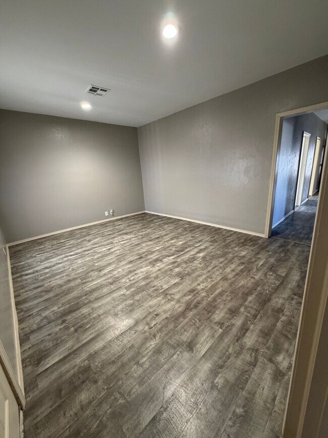 Foto del edificio - Ada OK Rental