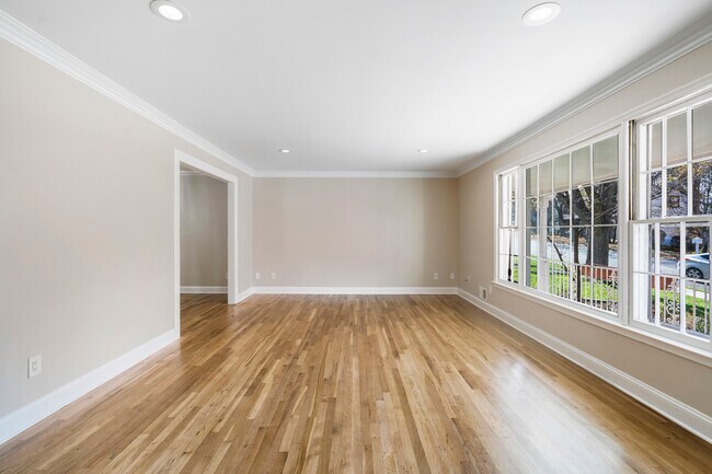 Foto del edificio - 333 Glenwood Ave