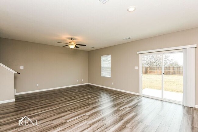 Foto del edificio - 13320 Wysong Dr