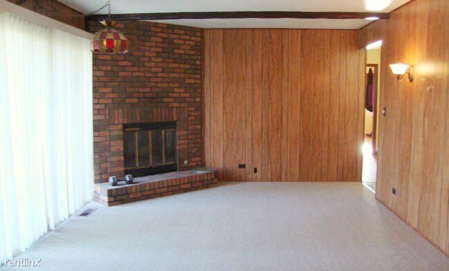 Building Photo - 1219 S Highland Ave