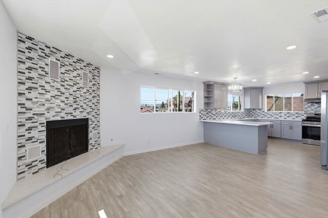 Foto del edificio - Centrally Located Property!