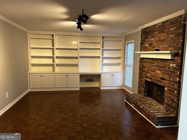 Foto del edificio - 4363 Whitecap Ln