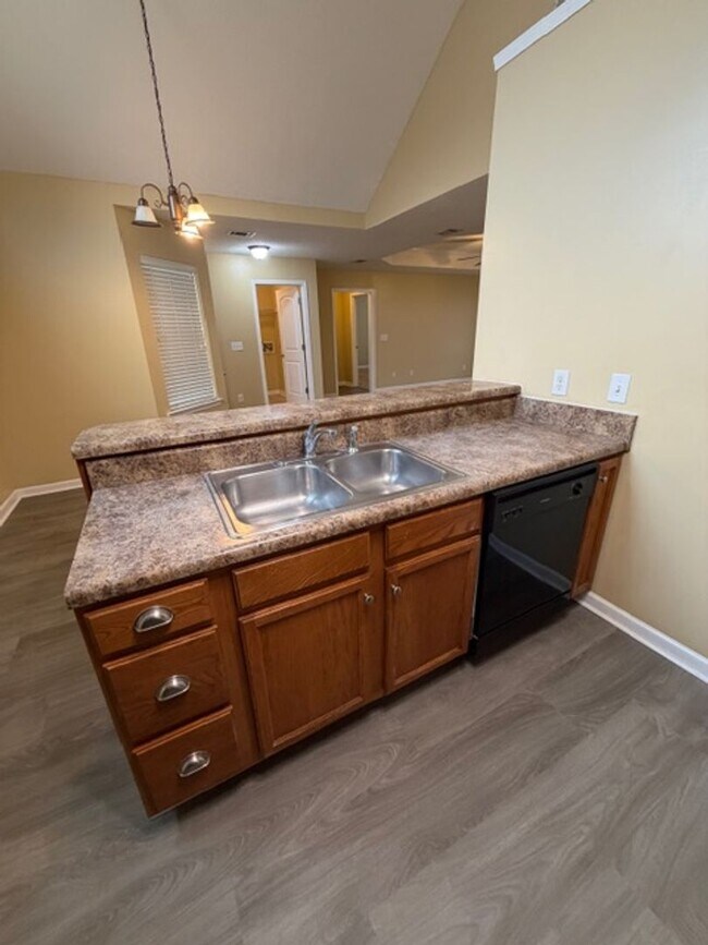 Foto del edificio - Charming 3 Bed, 2 Bath Home in Warner Robins!