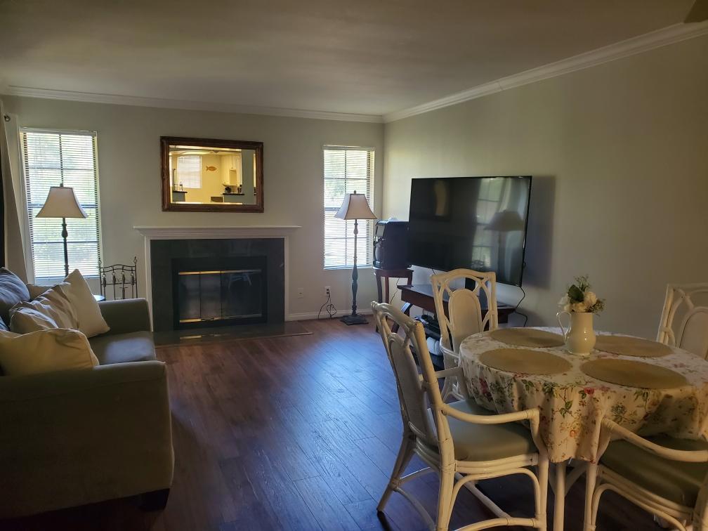 Building Photo - 12055 Alta Carmel Ct