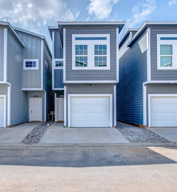 Foto principal - 4915 Paradigm Ln