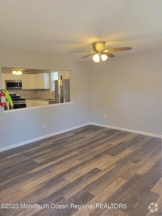 Building Photo - 119 Raritan Ave