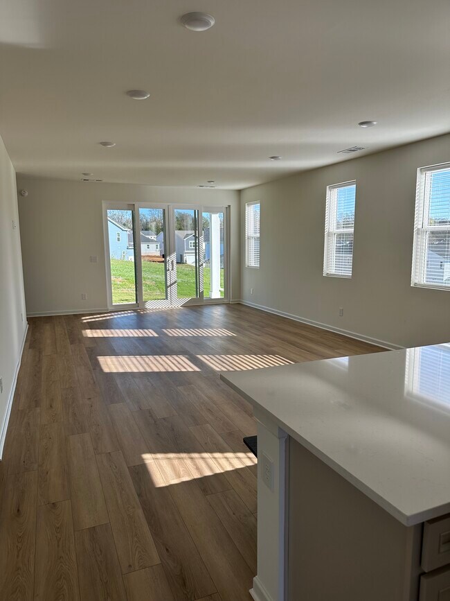 Foto del edificio - 3316 Laurel Brook Ct