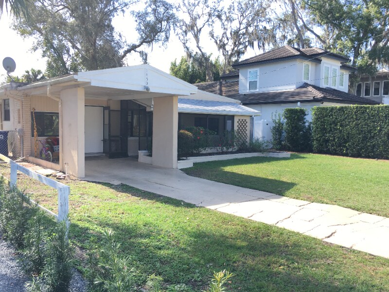 Primary Photo - 1450 Magnolia Ave