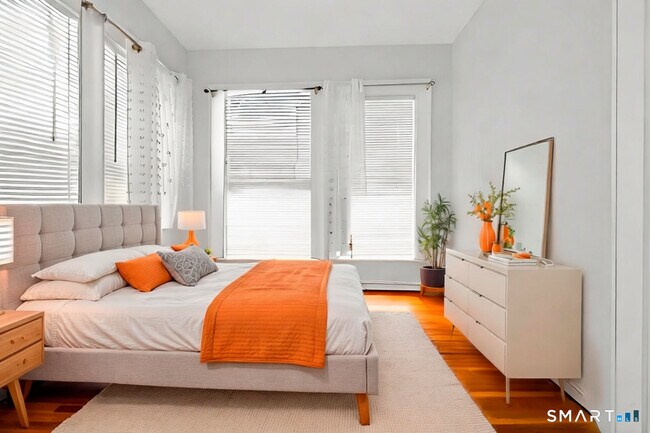 Foto del edificio - 1440 Wood Ave