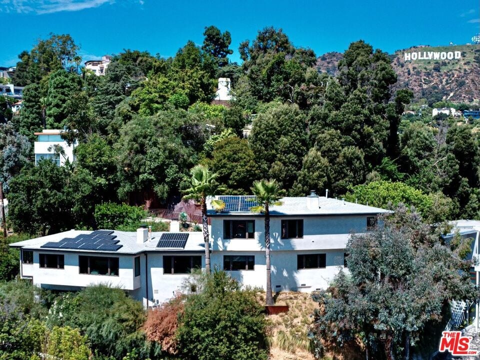 Primary Photo - 2955 Belden Dr