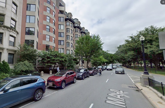 Building Photo - 386 Commonwealth Ave