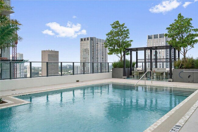 Foto del edificio - 601 N Miami Ave