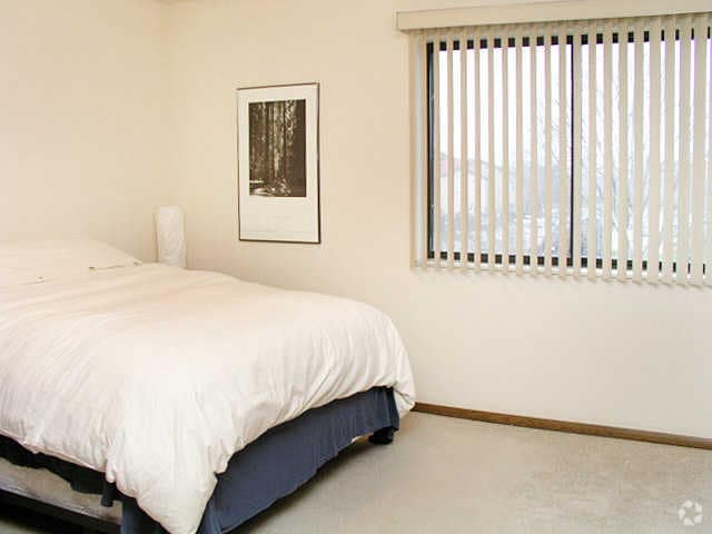 First Bedroom - St. Andrews Apartments