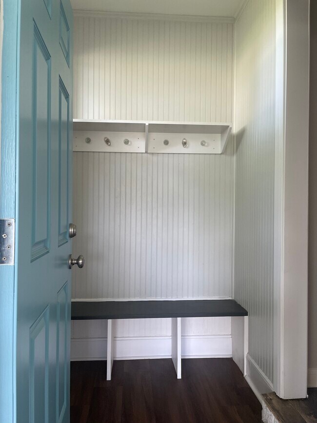 Foto del edificio - 3688 Carpenter Rd