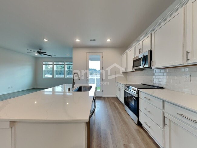 Building Photo - 5132 Turnstone St SE