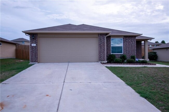Building Photo - 142 Leon River Loop