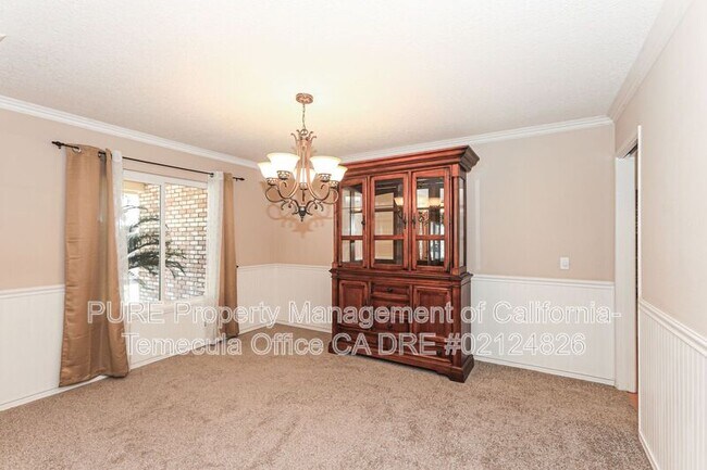 Foto del edificio - 26460 Spaniel Ln