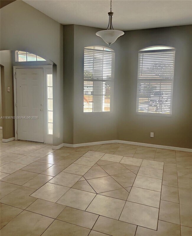 Foto del edificio - 2050 SE Franciscan St