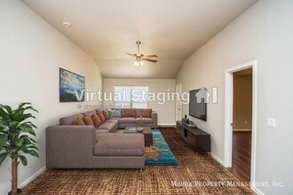 Building Photo - 2113 N Jayton Ave