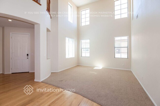 Foto del edificio - 9294 Branford Hills St