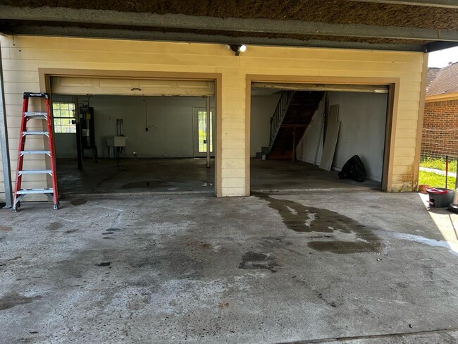 Foto del edificio - 7460 Farm to Market Rd 1459