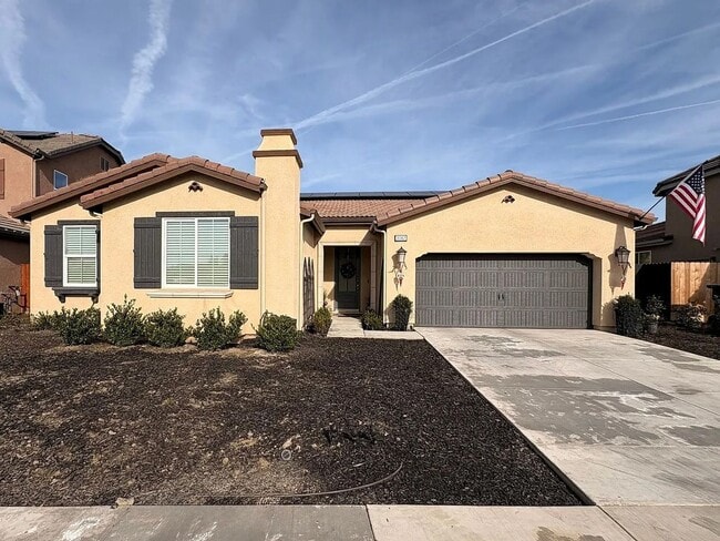 Foto del edificio - Modern 4 bed 2 bath - Shannon Ranch