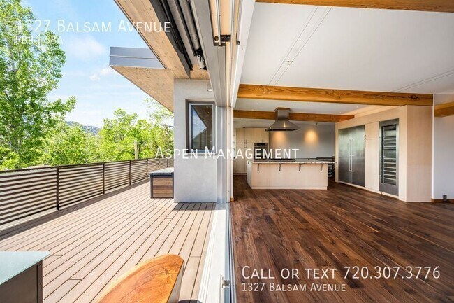 Foto del edificio - 1327 Balsam Ave
